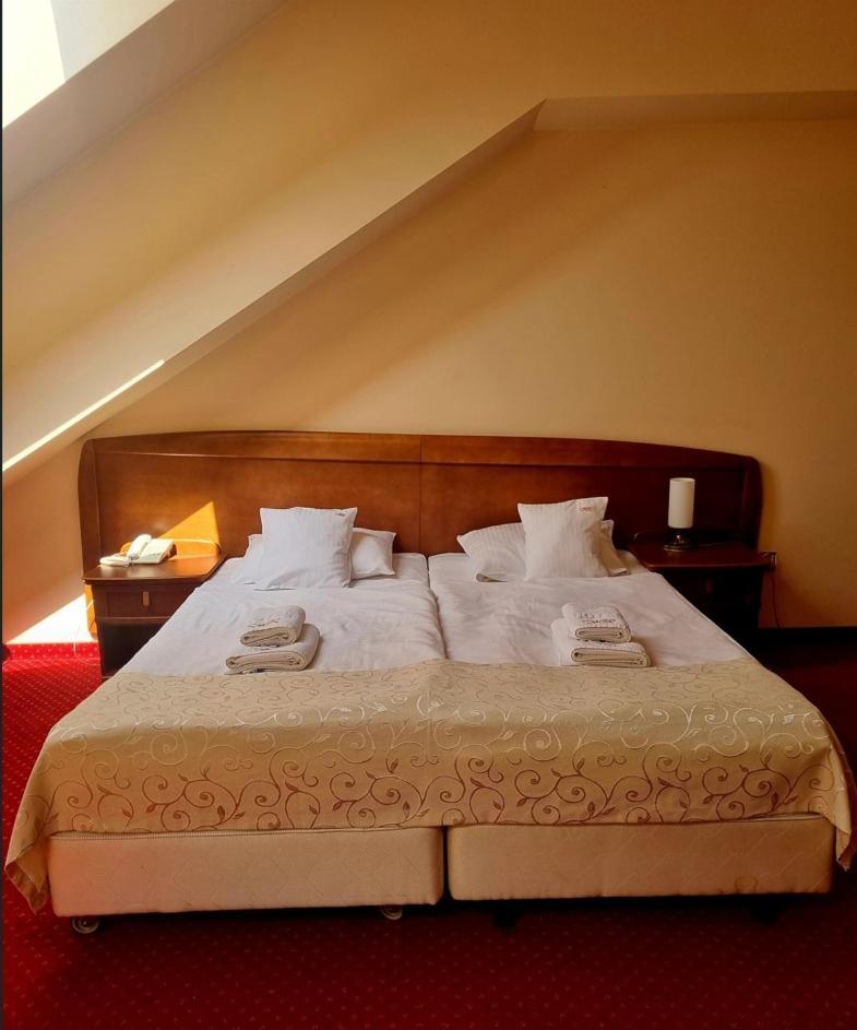 Hotel Rytwiany Buitenkant foto