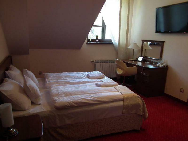 Hotel Rytwiany Buitenkant foto