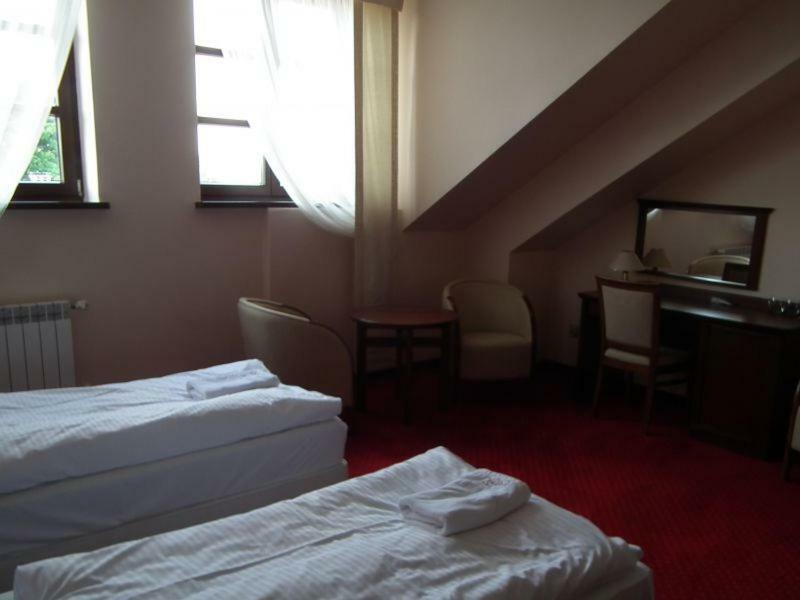 Hotel Rytwiany Buitenkant foto