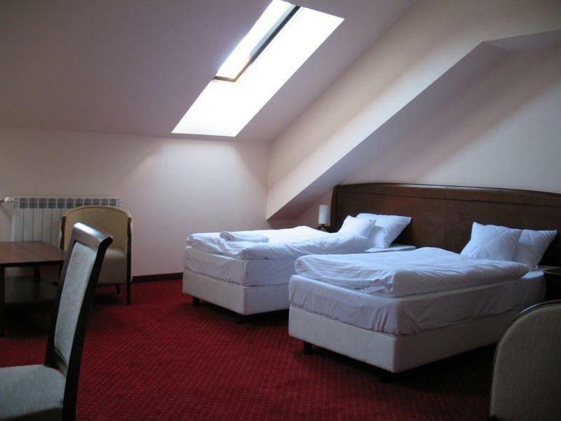 Hotel Rytwiany Buitenkant foto