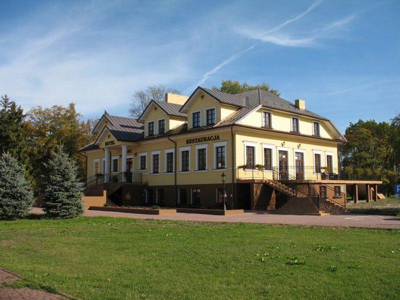 Hotel Rytwiany Buitenkant foto
